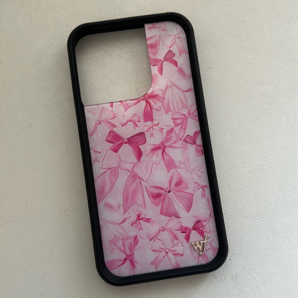 iPhone 15 pro wildflower Bow Beau phone case